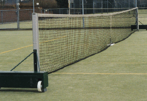 Verplaatsbare tennisinstallatie. Ideaal om tijdelijke tennisbanen te creeeren