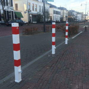 Verrassend voordelige uitneembare parkeerpalen. Bijzonder degelijk en duurzaam Duits fabricaat.