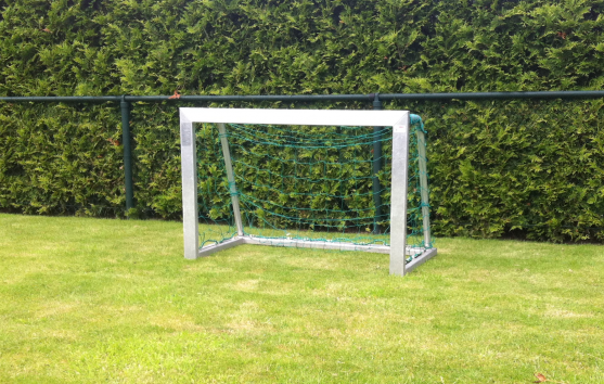 Voetbaldoeltjes TRD230. Ook een zeer geschikt voetbaldoeltje voor particulier recreatiegebruik