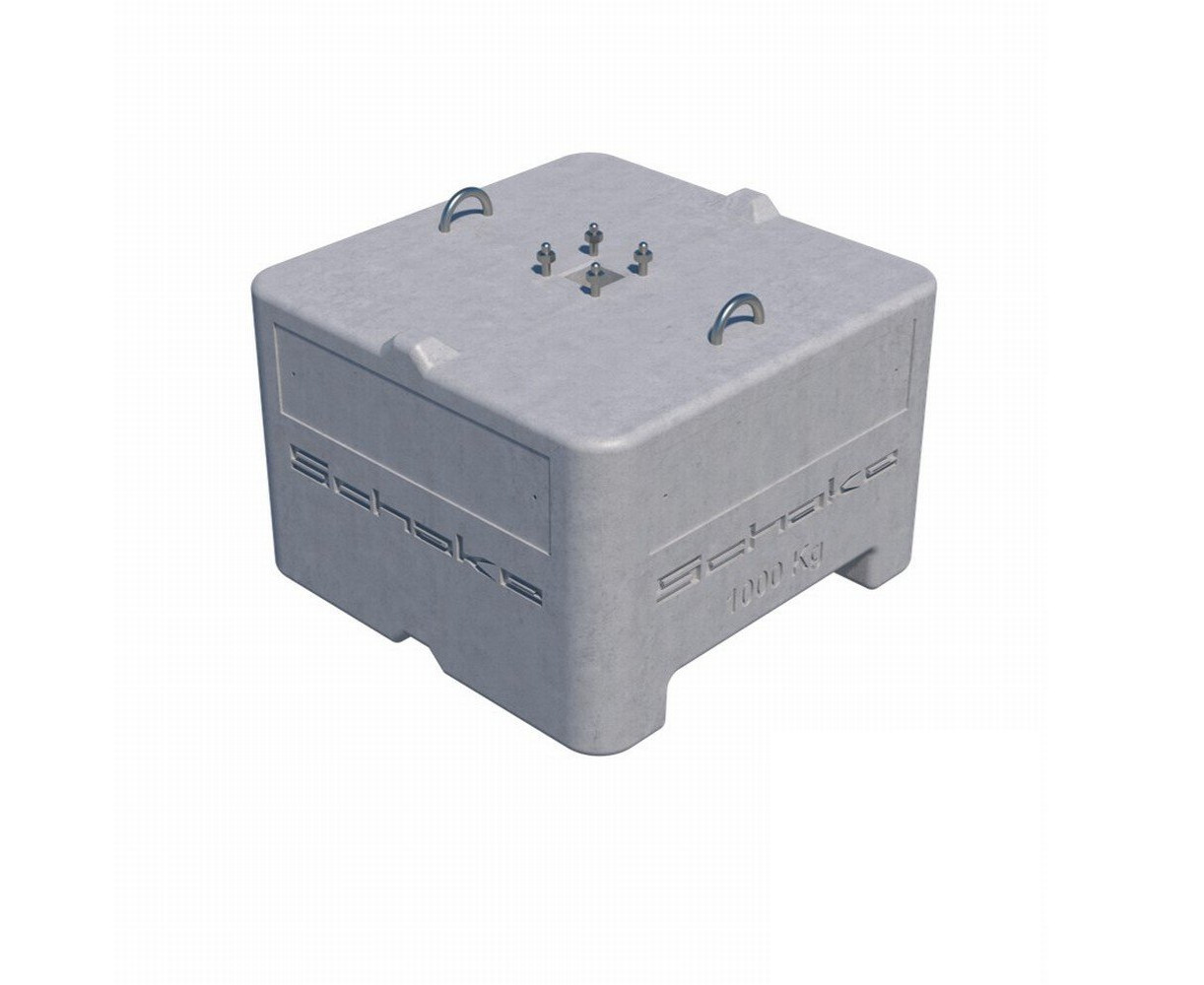 Antiram voorziening in d e vorm van een handig transporteerbaar betonblok. Leverbaar met logo en met reflectie-strippen