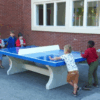 Betonnen tafeltennistafel Solid in het blauw. De ultieme duurzaamheid, een aanwinst voor ieder speel- en schoolplein.