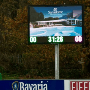 Duidelijk afleesbaar en daarnaast is dit scorebord een absolute blokvanger op uw sportaccommodatie