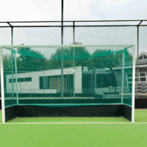 Ook de Huizer hockeyvereniging was zeer tevreden over de geleverde kwaliteit van de hockydoelen