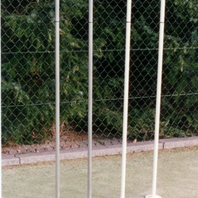 Enkelspel tennisnetpalen. Eenvoudig uw tennisnet op de juiste hoogte brengen