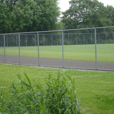 Gaashekwerk 2 meter hoog, in de verzinkte uitvoering