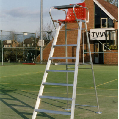 Meest verkocht model scheidrechterstoel.