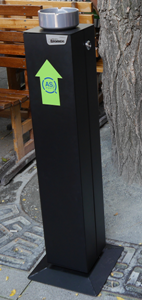 Een sjieke oplossing vor uw rokende bezoekers Buitenasbak Cubo-pole