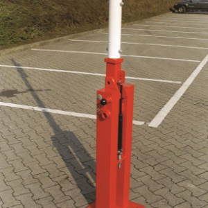 Deze slagbomen zijn voorzien van een degelijke slagboom -arrmhouder. Verzinkt en gecoat in een frisse rode ral kleur, voorzien van een duurzame gasdrukveer.