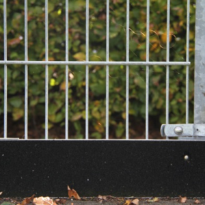 Slagplanken van gezet profiel met rubbergranulaat. Schokabsorberend en geluidsarme slagplanken.