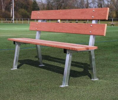 Sportbank Bibi is ook met rugleuning leverbaar. Lengte 200cm of 300cm.