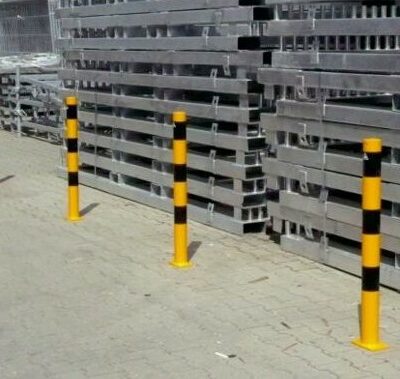 Aanrijdbeveiligingen 14 Naast zwart-geel zijn er ook andere kleuren beschikbaar om aan uw specifieke wensen te voldoen.