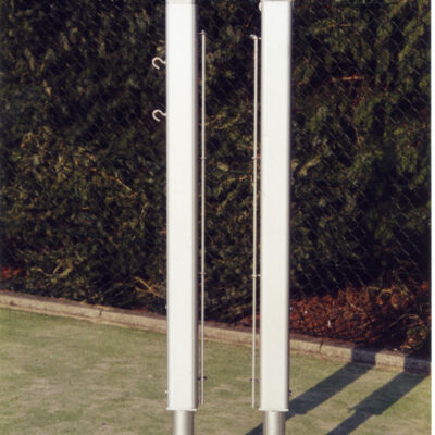 Uitneembare tennisnetpalen van topkwaliteit? Deze aluminium tennispalen zijn leverbaar met verschillende insteekdiameters: rond 60 mm, 76 mm of 80 mm