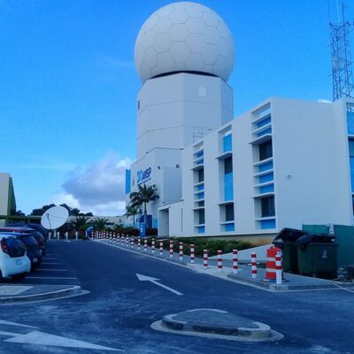 Ook deze staan op Curaçao. Onze anti rampalen.