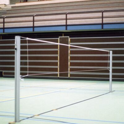 Badmintonpalen voor binnen en buiten. Compleet met grondkoker. Badminton-set van top kwaliteit. Aluminium badmintonpalen 80x80mm.