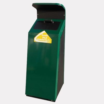 Voorzien van zakhouder.