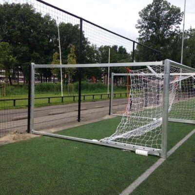 Voetbaldoelen model JVD160 zijn eenvoudig zelf te plaatsen, maar vanzelfsprekend kunnen wij dit ook voor u verzorgen. We informeren u graag.
