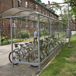 Fietsoverkapping Ticino lengte 6 meter. Deze verrassend voordelige fietsoverkapping kan desgewenst uitgebreid worden met delen van 1.265mm.