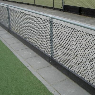 Gaashekwerk met slagplank en bovenbuis