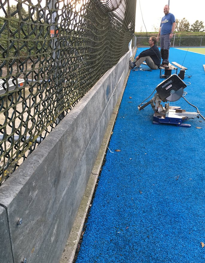 2 rijen slagplanken op elkaar. Een hoogte van maar liefst 52 cm. voor een bijzonder scherpe prijs. Onze massieve regeneraat slagplanken met een dikte 5 cm.