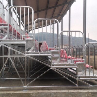 Zij-aanzicht evenementen tribune model 360