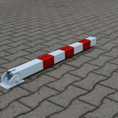 Neerklapbare anti parkeerpalen, ideaal tegen wildparkeerders.