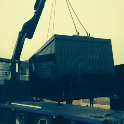 Overkapping model Center, het lossen van 1 van de delen in Zuid Limburg bij de Rabo-bank