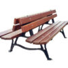 Parkbank Lotte 6 Elegante dubbele parkbank van gietijzer afgewerkt met gecoate houten zitting.