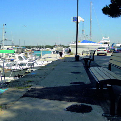 Parkbank kopen? Parkbank model Tauri Wood. Bijzonder fraai om te zien en... verrassend voordelige parkbanken