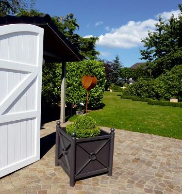 Amalia een ideale plantenbak voor de openbare en semi-openbare ruimte.