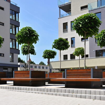 Boombakken - boombanken met een geweldig fraai design. Deze boombank met zitmogelijkheid nis absoluut een verfraaiing van uit plein.