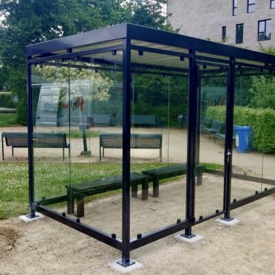 Rookhok, rooakabri Myla 4x2m met afsluitbare deur. Ideaal voor 8 tot 10 personen