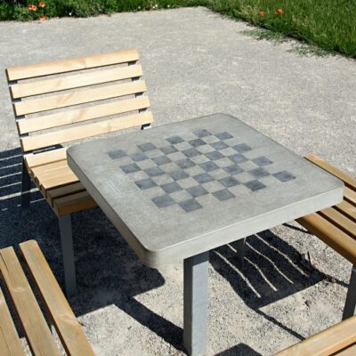 Schaaktafels een aanwinst voor uw speel- en schoolplein.