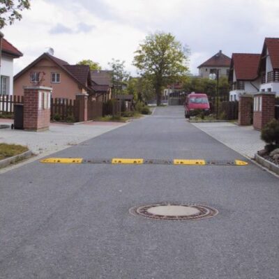 Snelheidsbegrenzers, verkeersdrempels van SKWshop, de ideale oplossing voor bedrijf, industrie en de openbare ruimtes.