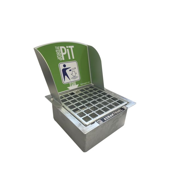 Asbaktegels met werprand. Een duidelijke markering en handig voor het wegwerpen van de peuken. Ideale buiten asbakken