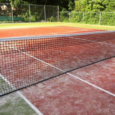 Handgeknoopte tennisnetten van topkwaliteit voor een bijzonder scherpe prijs.