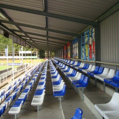 Onze tribunezitjes - kuipstoeltjes afgebeeld in onze Tribune model Live