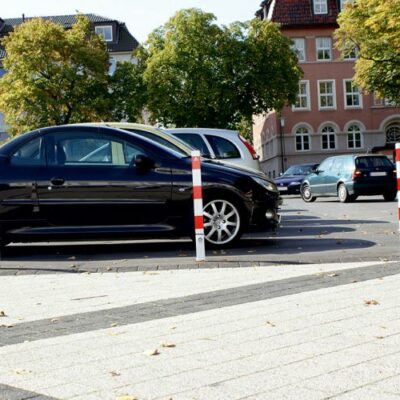 Vierkante uitneembare parkeerpalen. Duurzaam en voordelig