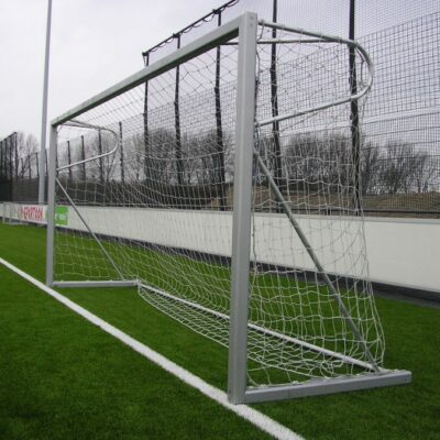 Sterke kwaliteits voetbaldoelnetten, voor aluminium jeugd-voetbaldoelen 5x2m met een bodemraam van 1.2m diep