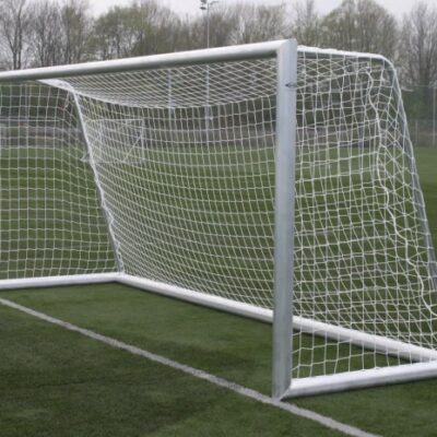 Voetbaldoelnetten, van geknoopt Pe zijn duurzamer dan knooploze doelnetten.