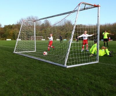 Onze JVD160-serie. Een echte prijspakker onder de verplaatsbare jeugd voetbaldoelen. En toch zeer duurzaam!