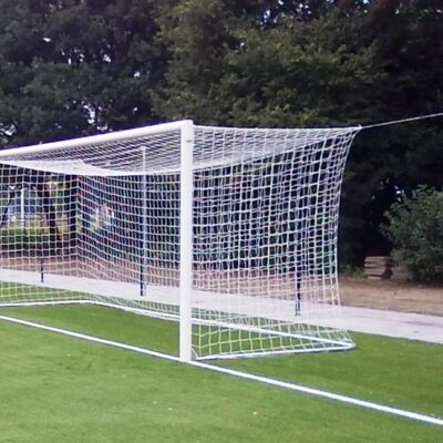 Voetbaldoel VD120, kooimodel, ook wel WK-model voetbaldoelen genoemd, hebben de mooiste net-ophanging!