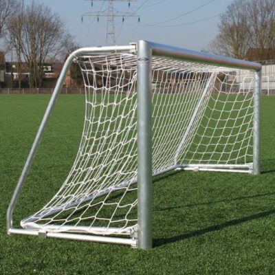 Deze nieuw ontwikkelde inklapbare mini voetbaldoelen, zijn door het innovatieve netbeugel-systeem bijzonder sterk